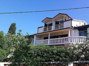 Ruhiges Ferienhaus In Novi Vinodolski